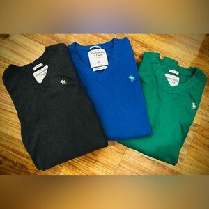A set of 3 cashmere blend Abercrombie sweaters. Excellent condition.